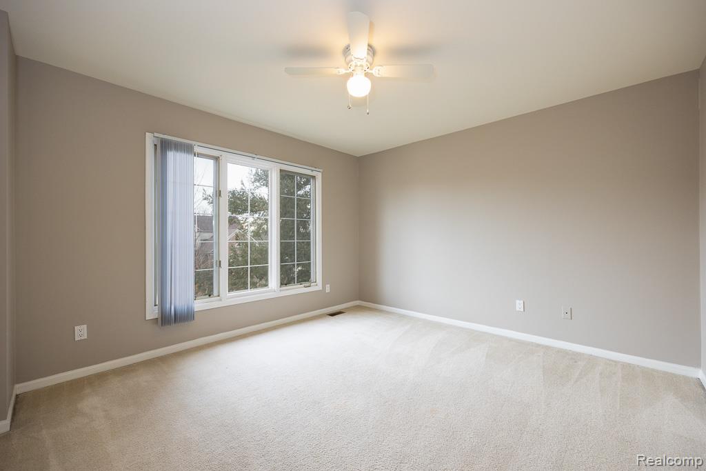 46692 INVERNESS Road, Canton, MI 48188 — Photo 16