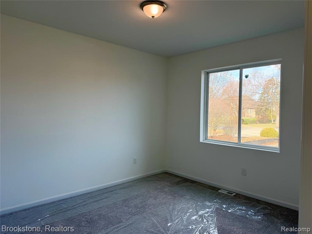 37116 Moravian Drive, Clinton Twp, MI 48036 — Photo 22