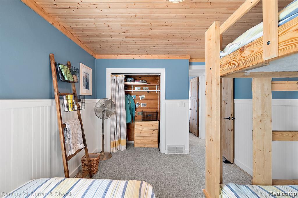 222 Ackerson Lake Drive, Jackson, MI 49201 — Photo 26