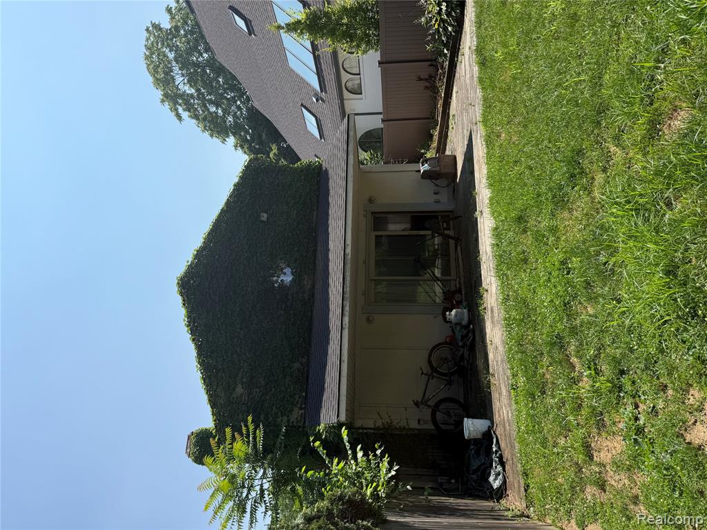 730 Wallace Street, Birmingham, MI 48009 — Photo 10