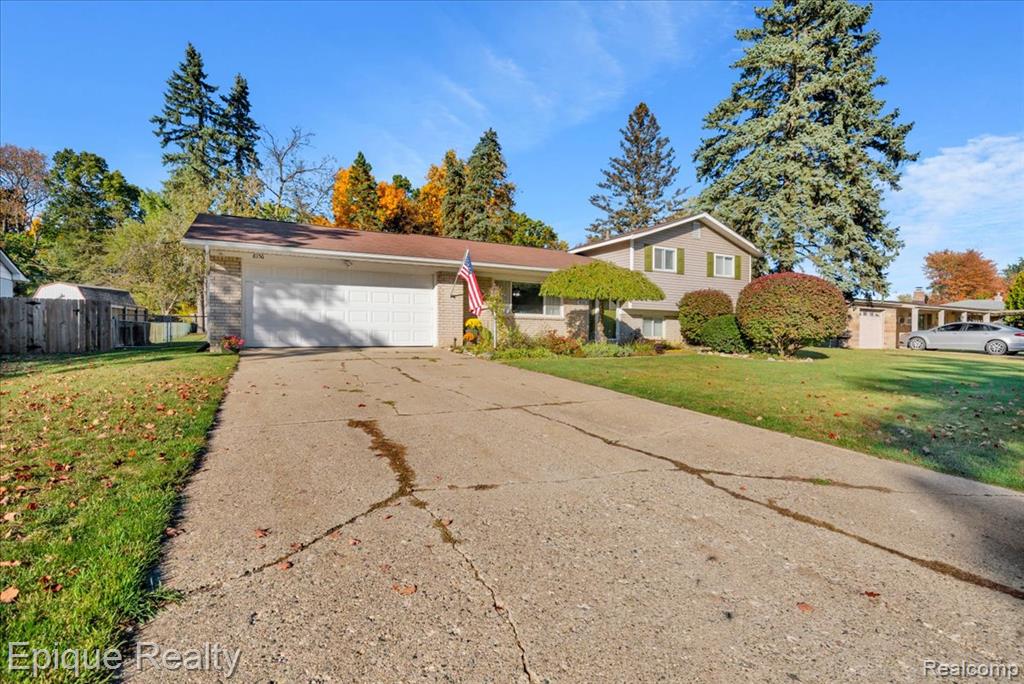 8156 Kenwick Drive, White Lake, MI — Photo 2