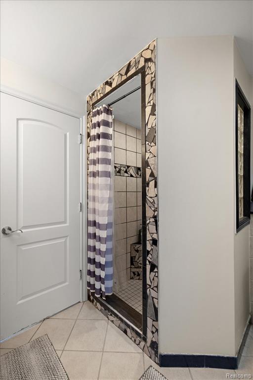 40058 Fraser Drive, Sterling Heights, MI 48310 — Photo 36