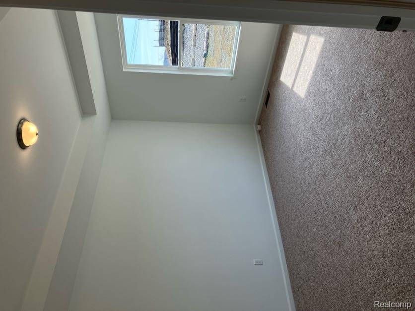 61627 Empire Road, South Lyon, MI, 48178