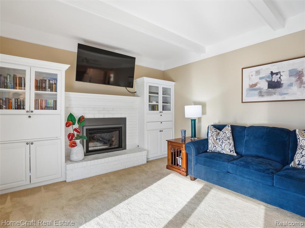 404 KINGS Way, Canton, MI 48188 — Photo 18