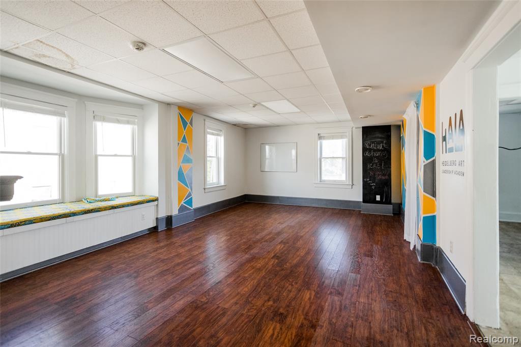 3442 McDougall Street, Detroit, MI 48207 — Photo 17