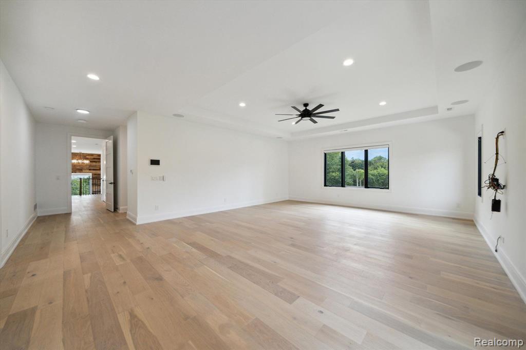 7450 PARKSTONE Lane, Bloomfield Hills, MI 48301 — Photo 36