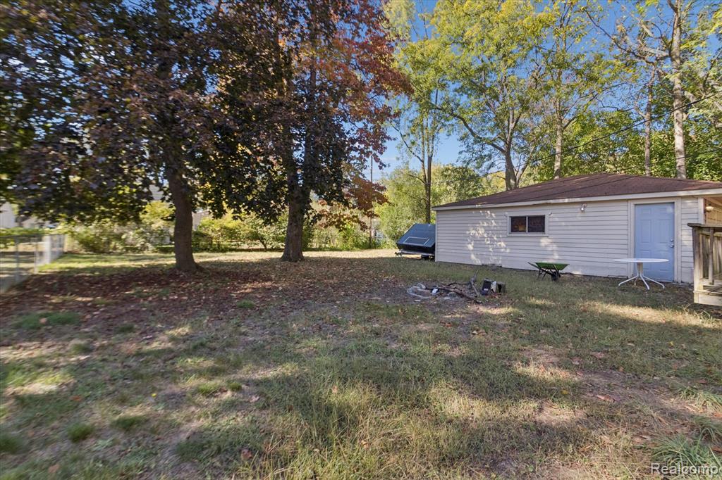 639 N Harvey Street, Westland, MI — Photo 35