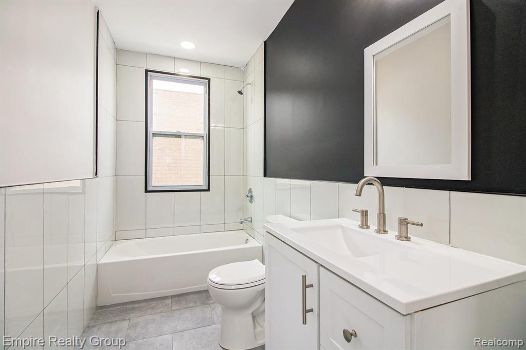 8366 Navy Street, Detroit, MI 48209 — Photo 16