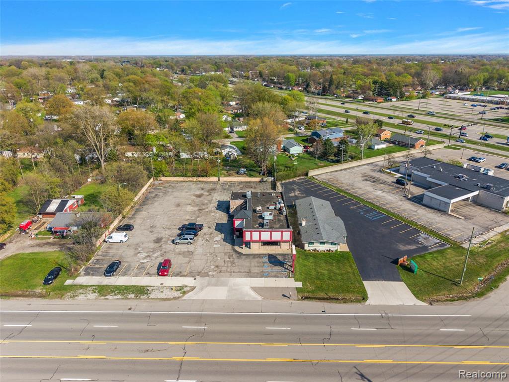37116 S Groesbeck Highway, Clinton Twp, MI 48036 — Photo 13