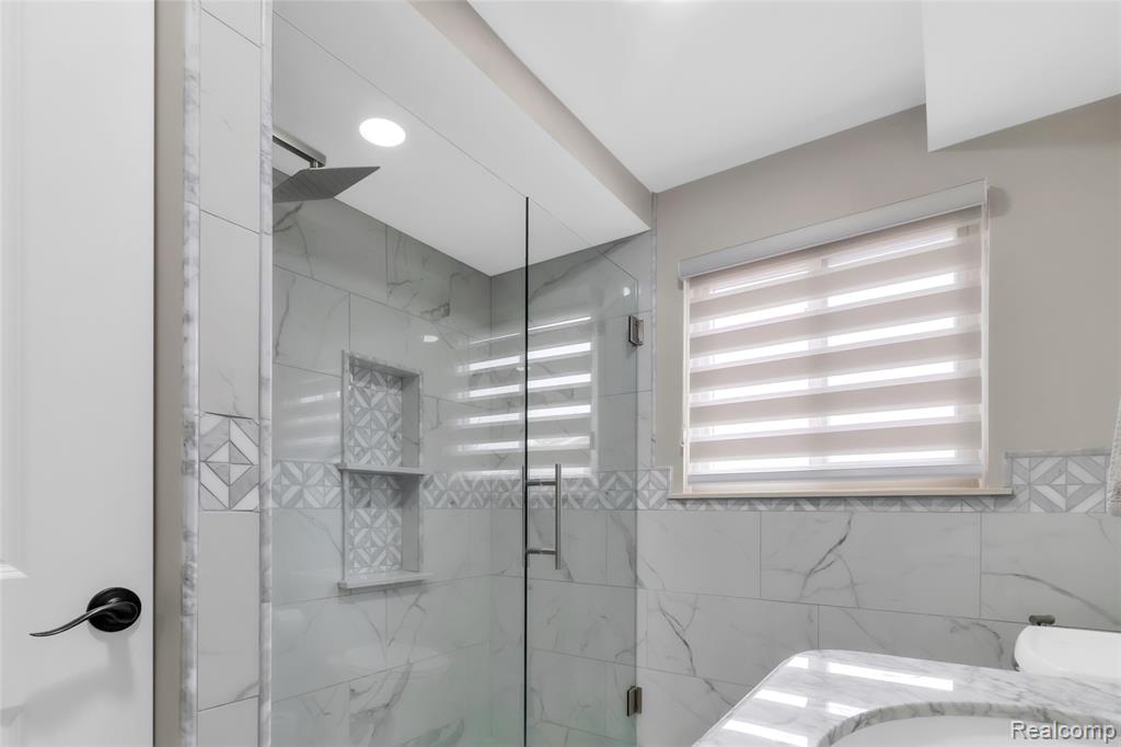 6880 Brookshire Drive, Canton, MI 48187 — Photo 26