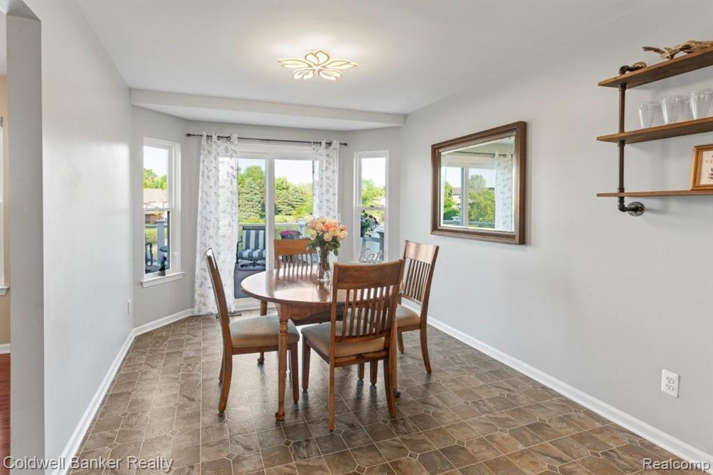 8492 Parkridge Drive, Dexter, MI 48130 — Photo 16