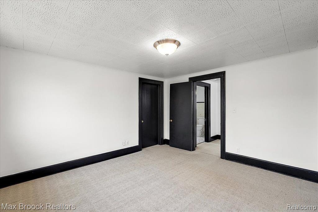 503 N WASHINGTON Avenue, Royal Oak, MI 48067 — Photo 27