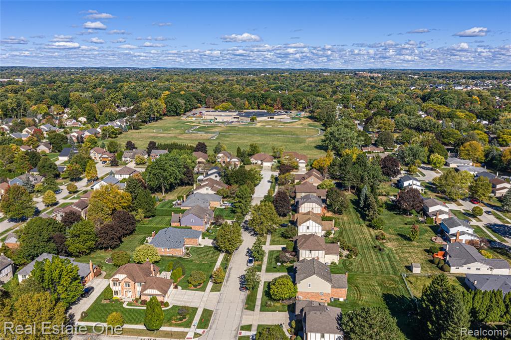 5092 Julian Drive, Troy, MI 48085 — Photo 44