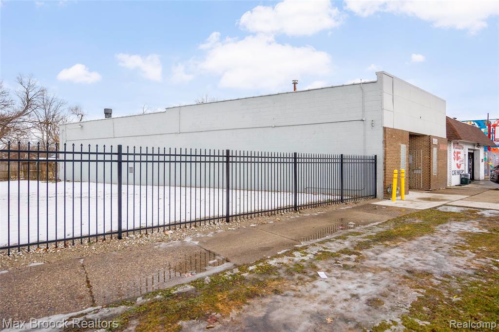 13940 Gratiot Avenue, Detroit, MI 48205 — Photo 16