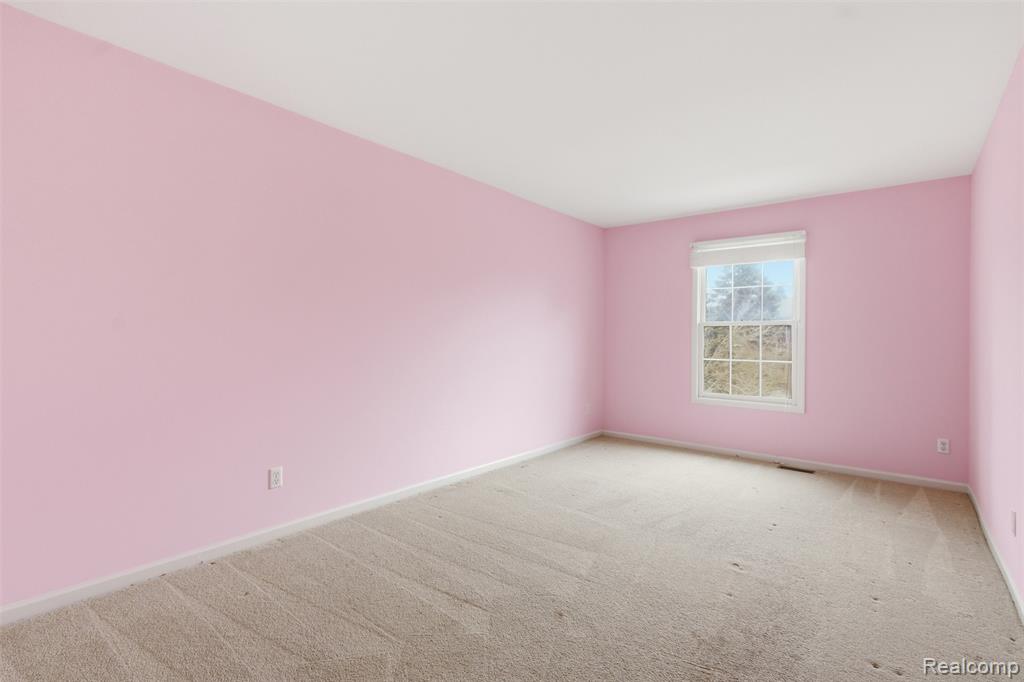 5139 Birkdale Drive, Commerce Twp, MI 48382 — Photo 38