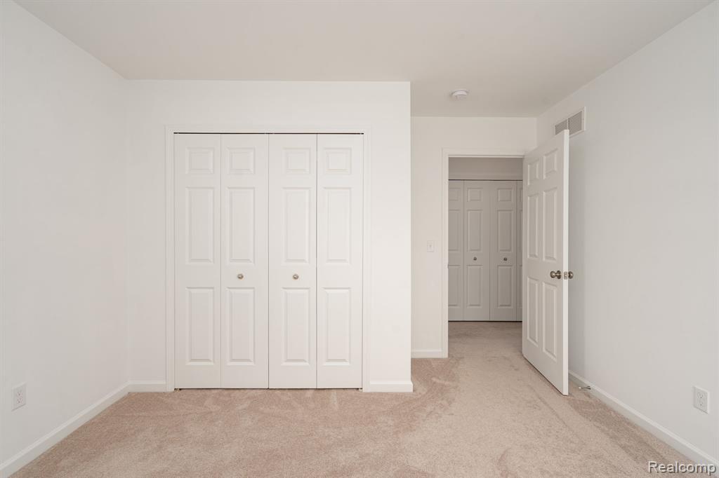 48904 Carnegie Way, Macomb, MI 48042 — Photo 28