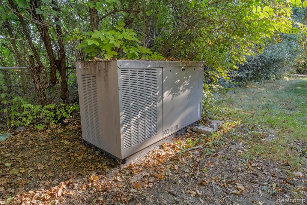435 SUMPTER Road, Van Buren, MI 48111 — Photo 42