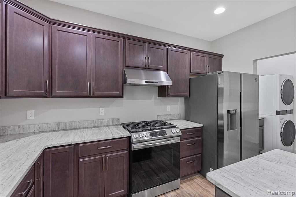 47467 Bayside Circle W, Chesterfield, MI 48047 — Photo 10