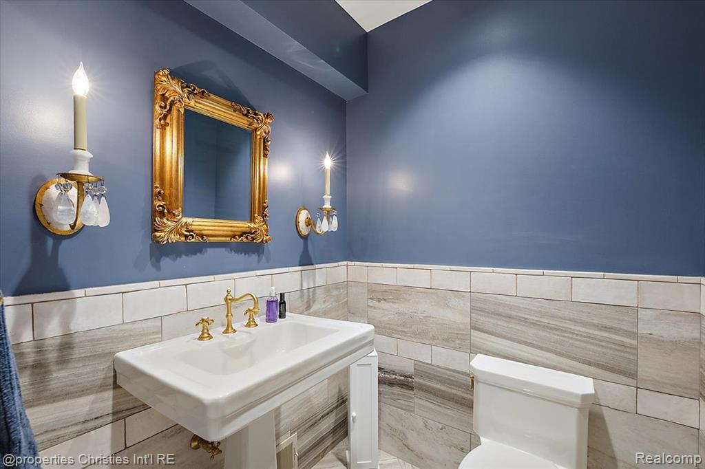 4647 Private Lake Drive, Bloomfield Hills, MI 48301 — Photo 65