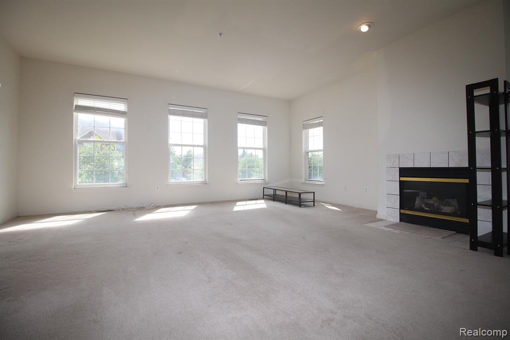 423 CHERRY ORCHARD Road, Canton, MI 48188 — Photo 18