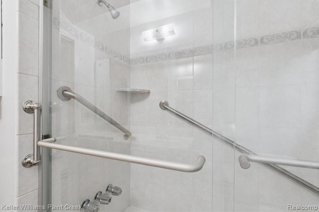 8457 Potomac Street, Center Line, MI 48015 — Photo 23