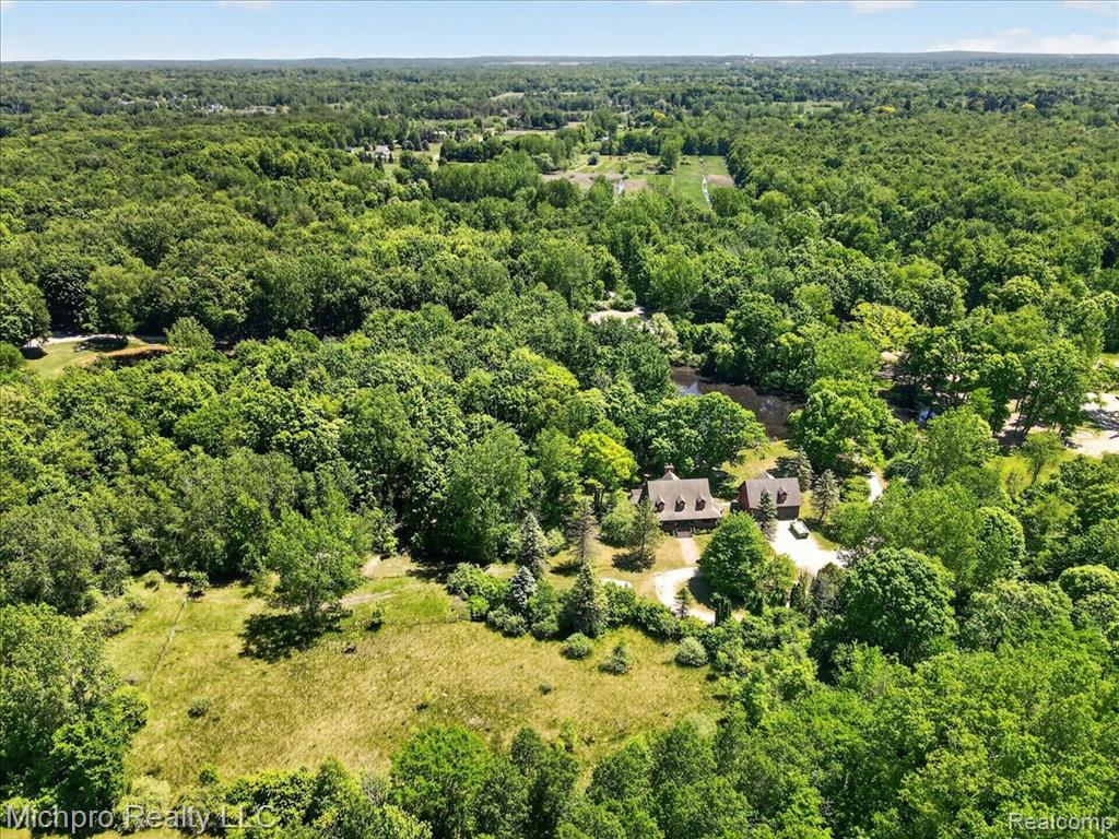 670 Green Creek Lane, Oxford, MI 48371 — Photo 74