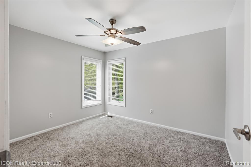 6541 Springfield Lane, Clarkston, MI — Photo 23