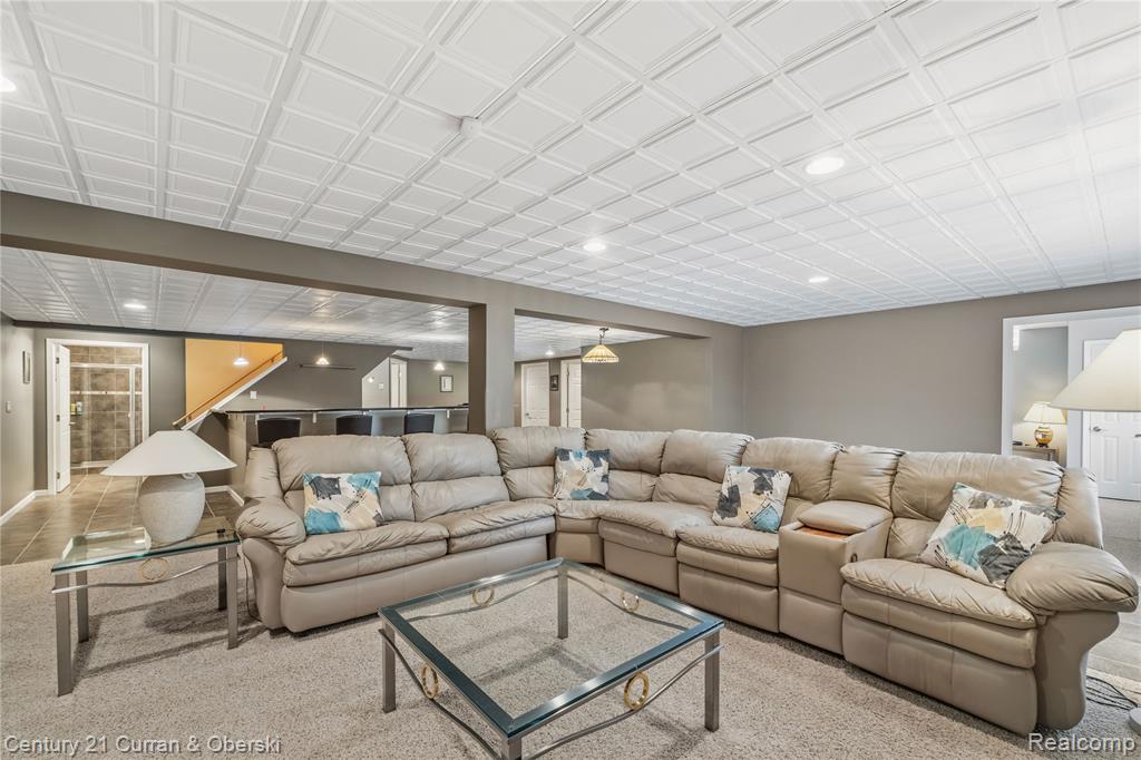 49468 N Glacier, Northville, MI 48168 — Photo 32