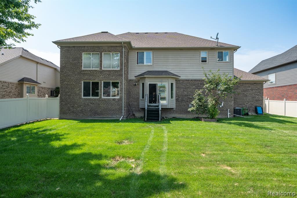 39122 Nautical Lane, Harrison Township, MI — Photo 40