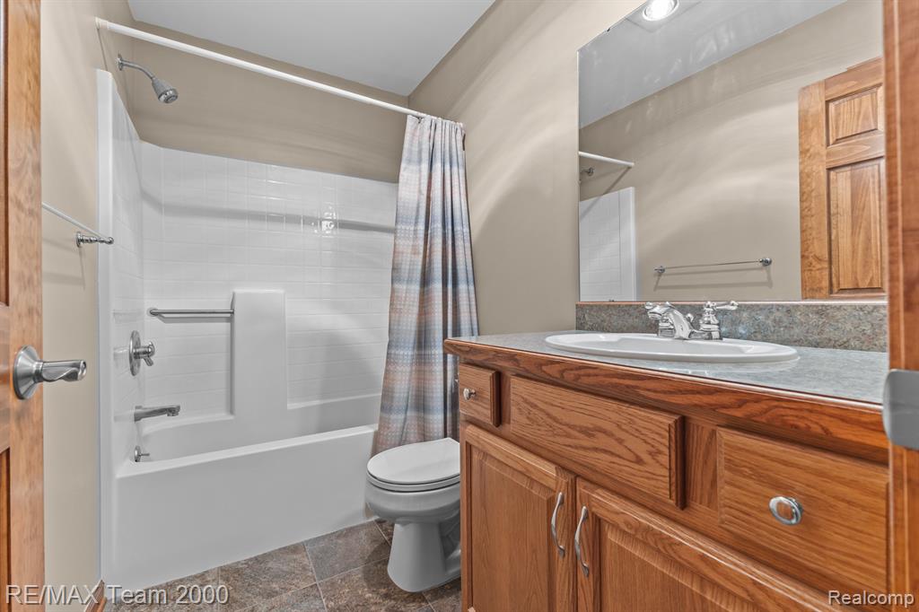 3839 Winding Pine Drive, Metamora, MI 48455 — Photo 18