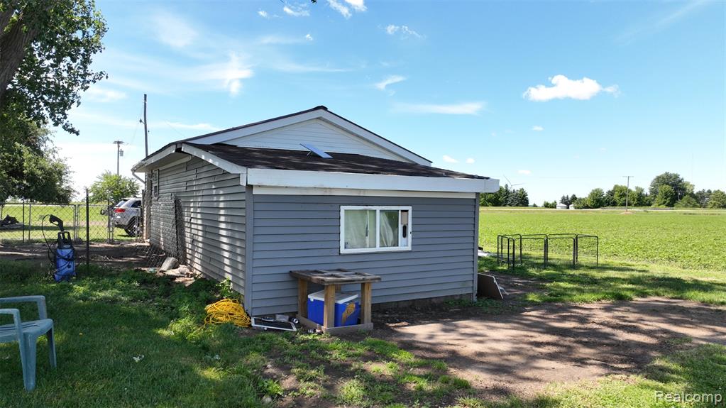 3521 Benoit Road, Fairgrove, MI 48733 — Photo 4