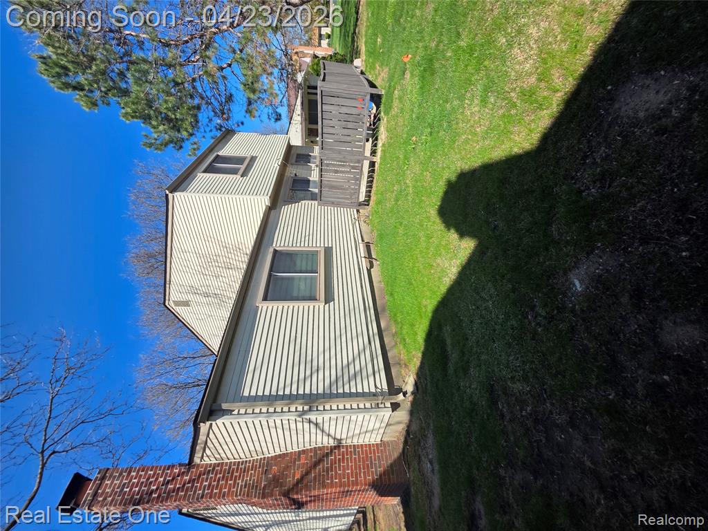 2898 Roundtree Drive, Troy, MI 48083 — Photo 3