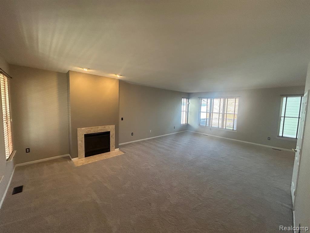 42567 Whitman Way, Novi, MI — Photo 10