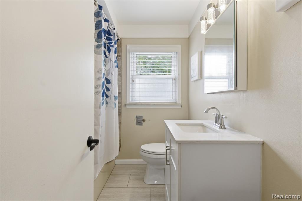 397 Longfellow Street, Inkster, MI 48141 — Photo 12