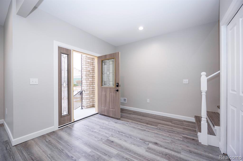 7519 Orchard Avenue, Dearborn, MI 48126 — Photo 12