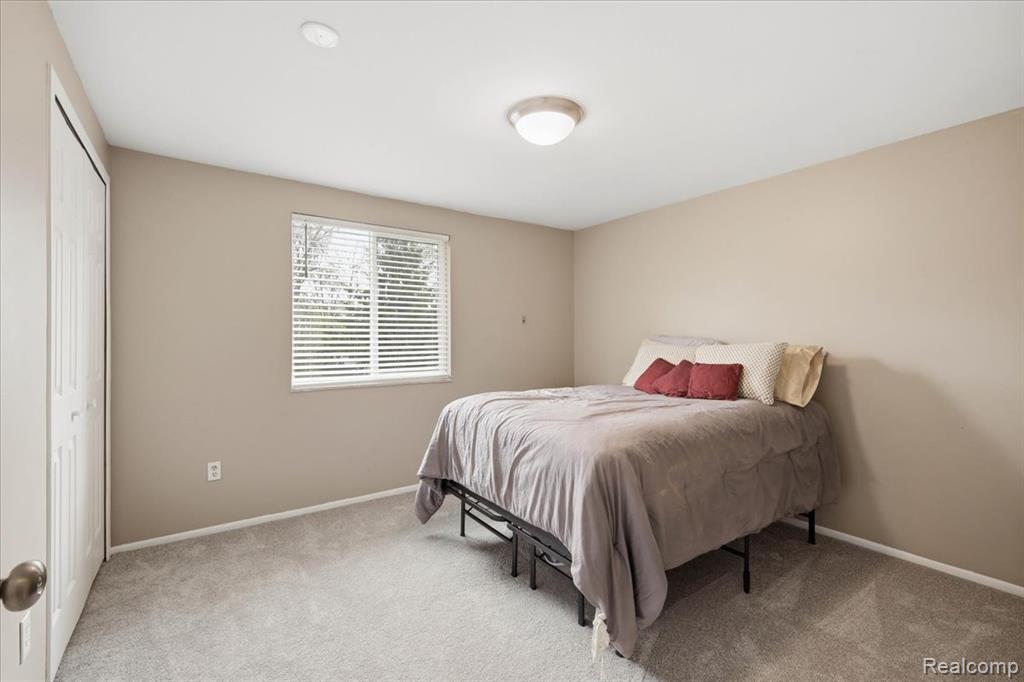 5105 Mohawk Avenue, Clarkston, MI 48348 — Photo 33