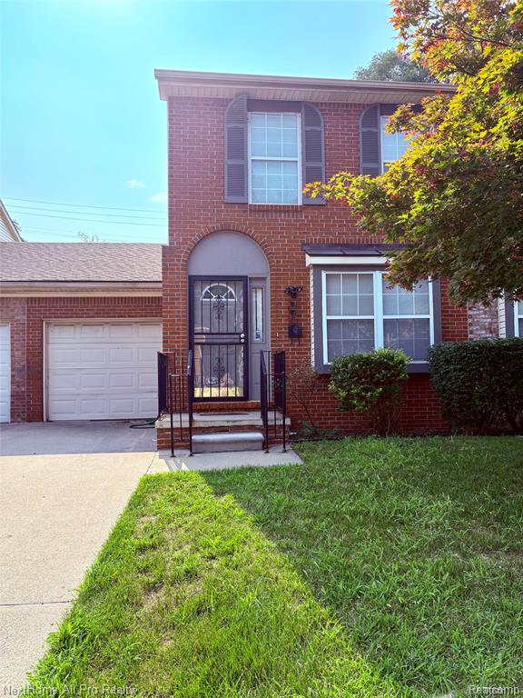 15407 Meyers Road, Detroit, MI 48227