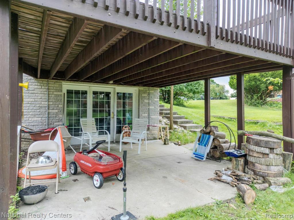 5450 Pocono Street, West Bloomfield, MI 48323 — Photo 9
