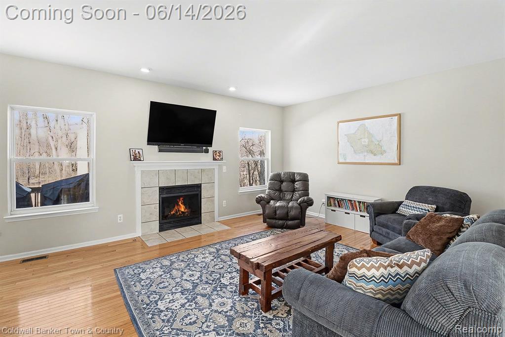 9120 Lakewood Drive, Whitmore Lake, MI 48189 — Photo 8