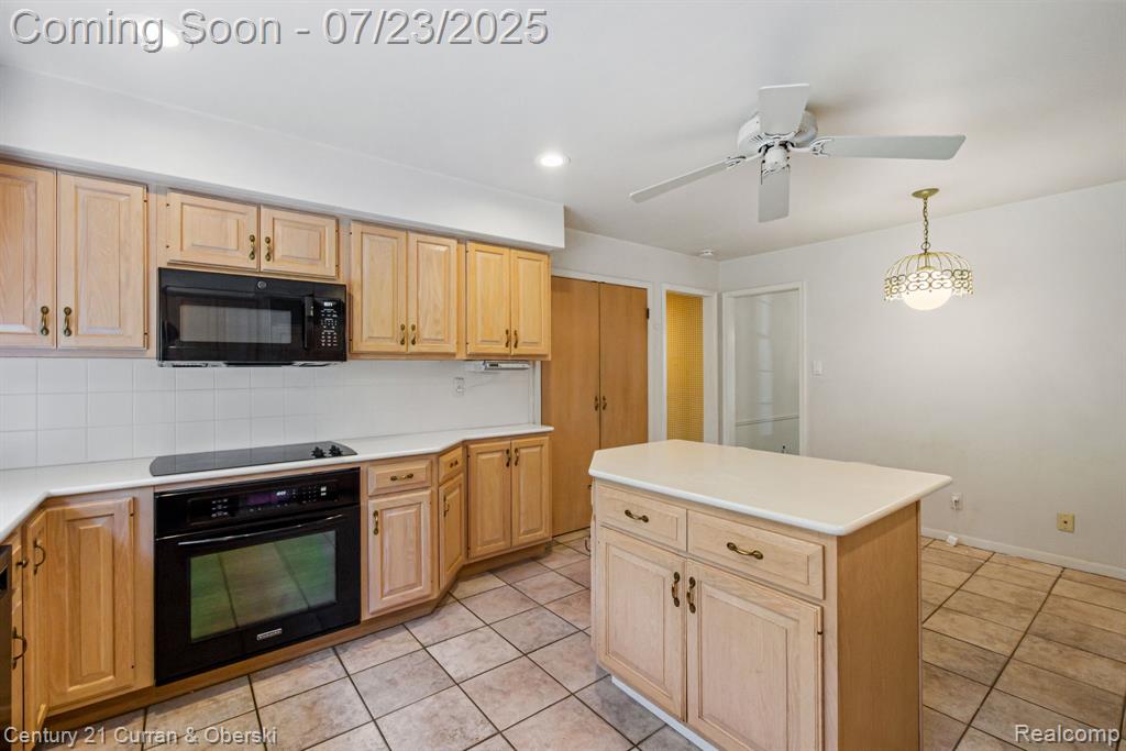 42117 Banbury Road, Northville, MI 48168 — Photo 20