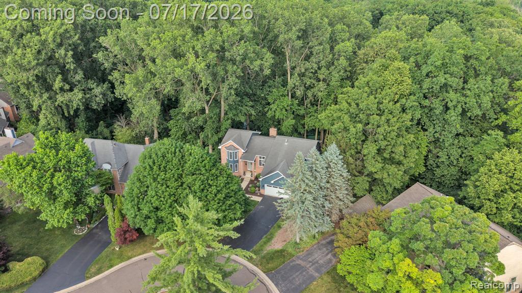 6081 Beachwood Drive, West Bloomfield, MI 48324 — Photo 74