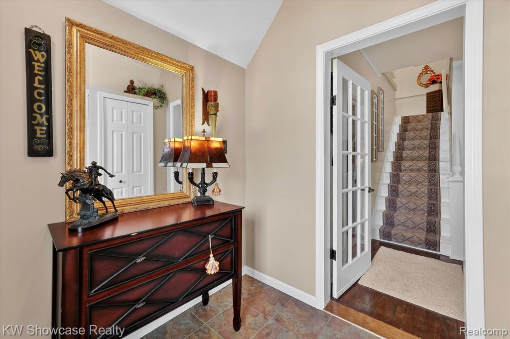 323 Franklin Street, Milford, MI 48381 — Photo 9