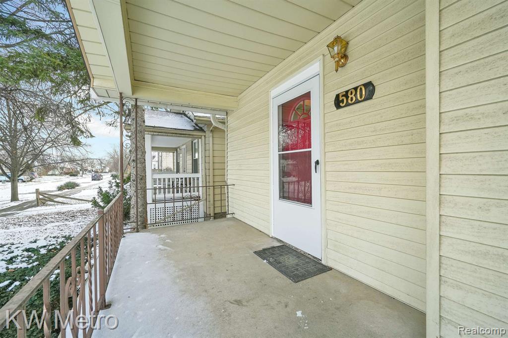 580 CAMDEN Street, Ferndale, MI 48220 — Photo 10