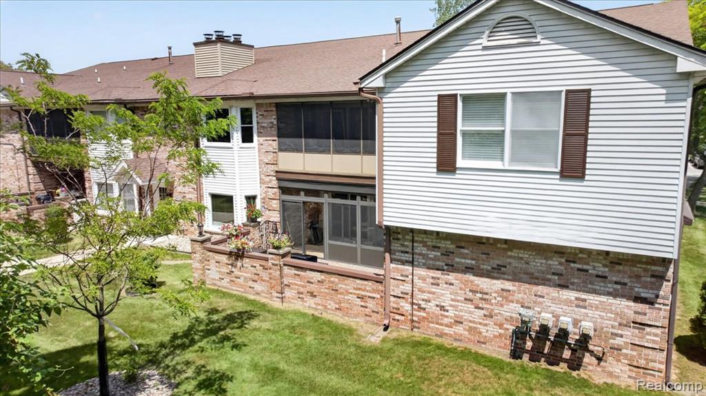 8421 Mathias, 11, Grosse Ile, MI 48138 — Photo 29
