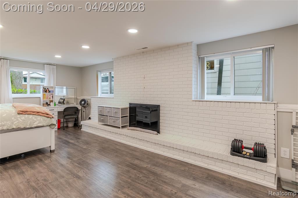 39832 Parklawn Drive, Sterling Heights, MI 48313 — Photo 28