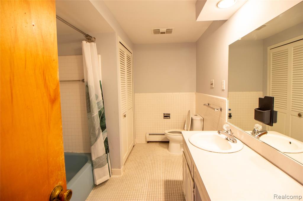 4271 Brandywyne Drive, Troy, MI 48098 — Photo 10