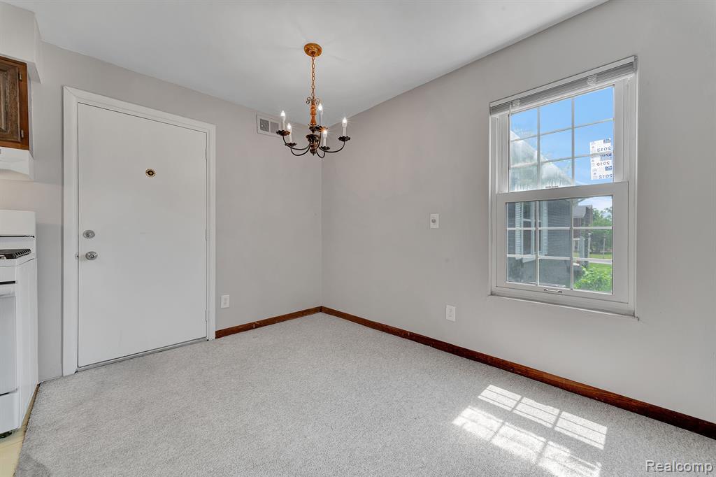1405 WINGATE Boulevard, Ypsilanti, MI 48198 — Photo 14