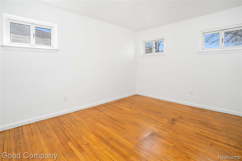 19915 Shady Lane Avenue, Saint Clair Shores, MI 48080 — Photo 10