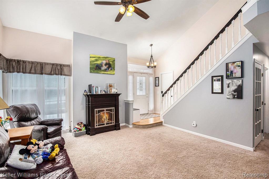 536 Thornehill Trail, Oxford, MI 48371 — Photo 3