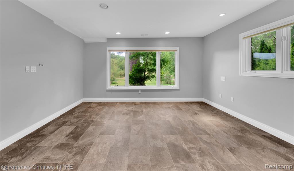 6663 Bloomfield Lane, West Bloomfield, MI — Photo 23